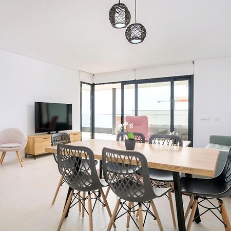 Modern Apartment-Sea View ฟูเอนฮิโรลา ภายนอก รูปภาพ